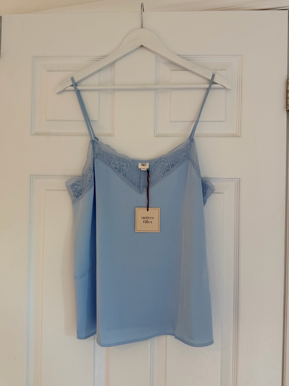Autres Filles Baby Blue Lace Trim Cami Top M NWT